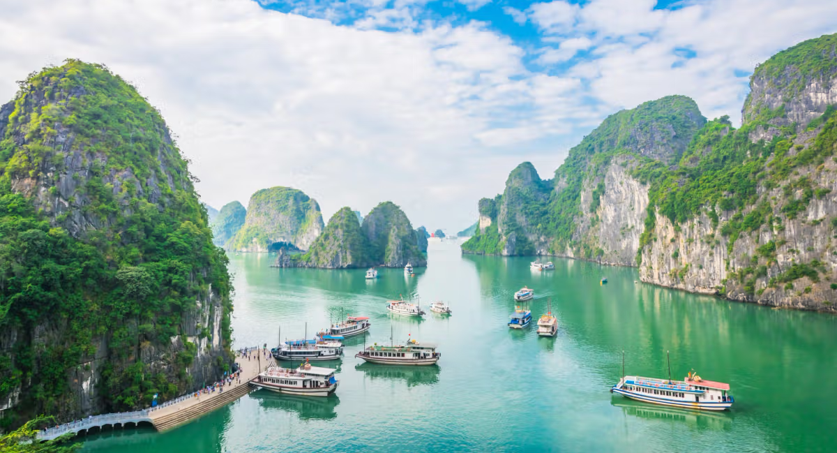 Crystal Symphony - Singapore to Hong Kong | Asia | Crystal Cruises
